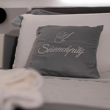 Serendipity 4* Messina