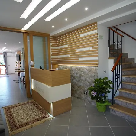 Serendipity Bed and Breakfast Μεσίνα