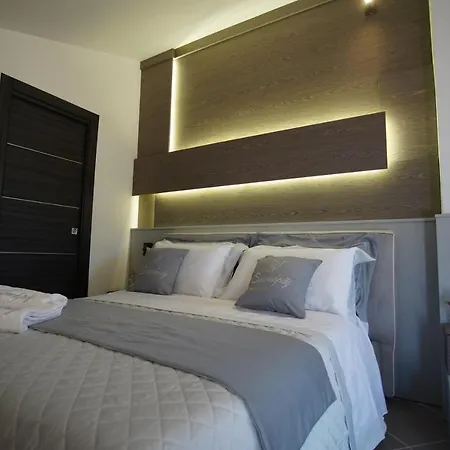 Serendipity Bed and Breakfast Μεσίνα