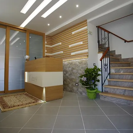 Serendipity Bed and Breakfast 4*