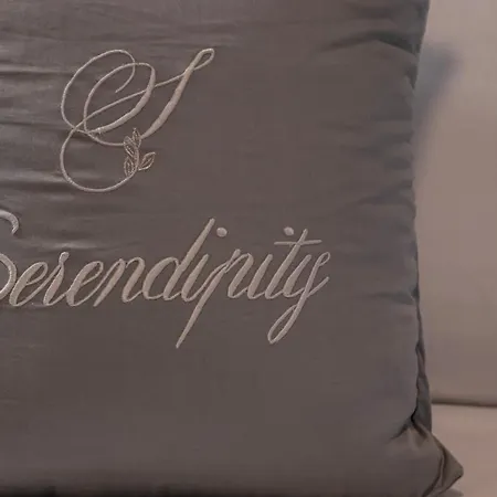 Bed and Breakfast Serendipity Μεσίνα