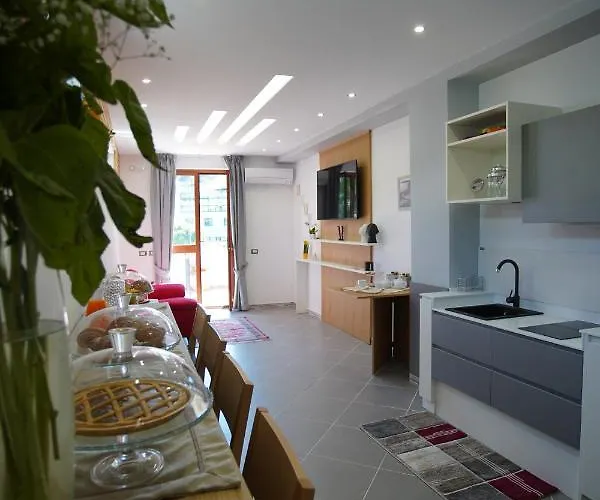 Serendipity 4* Messina